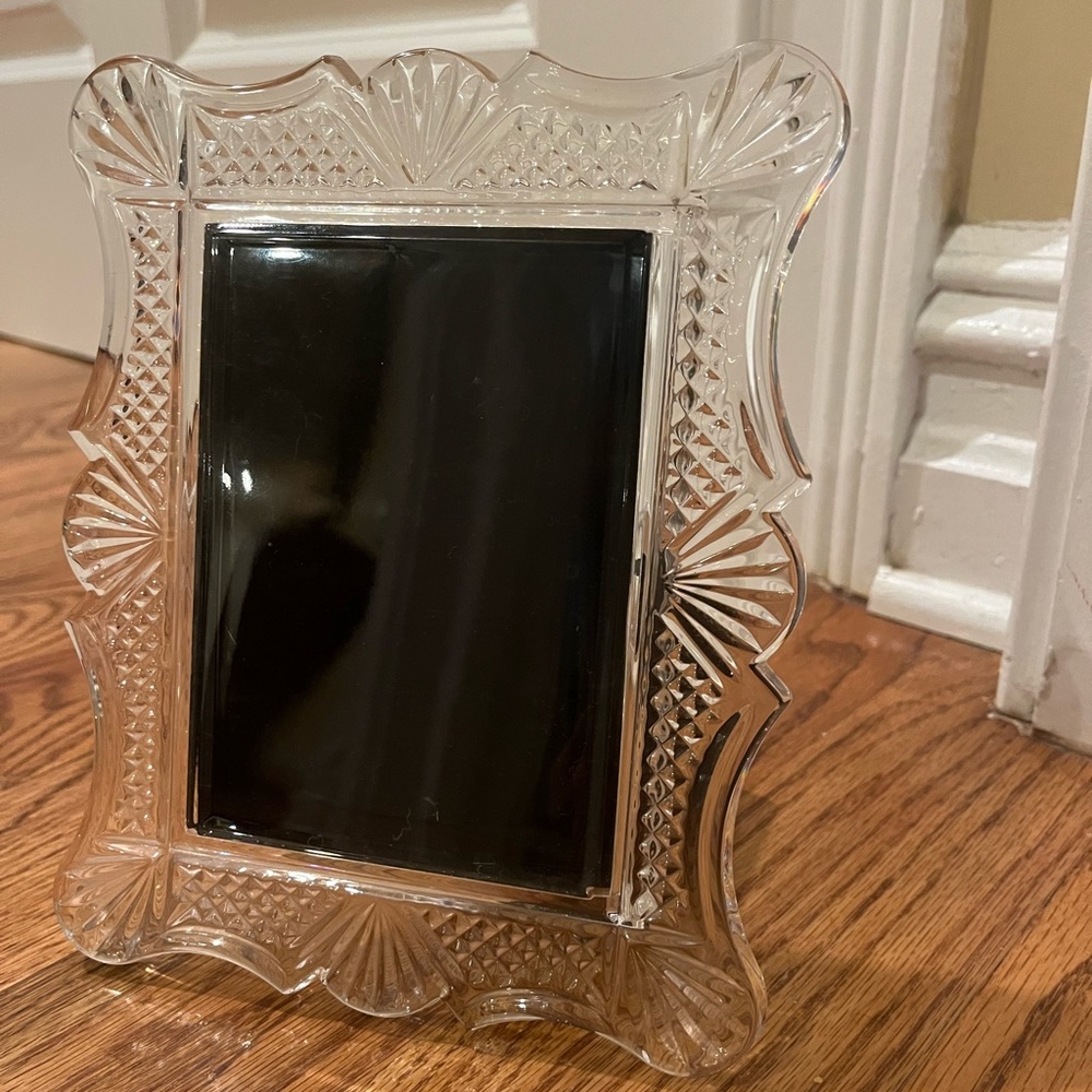 Waterford Crystal  picture frame 4x6. like new
